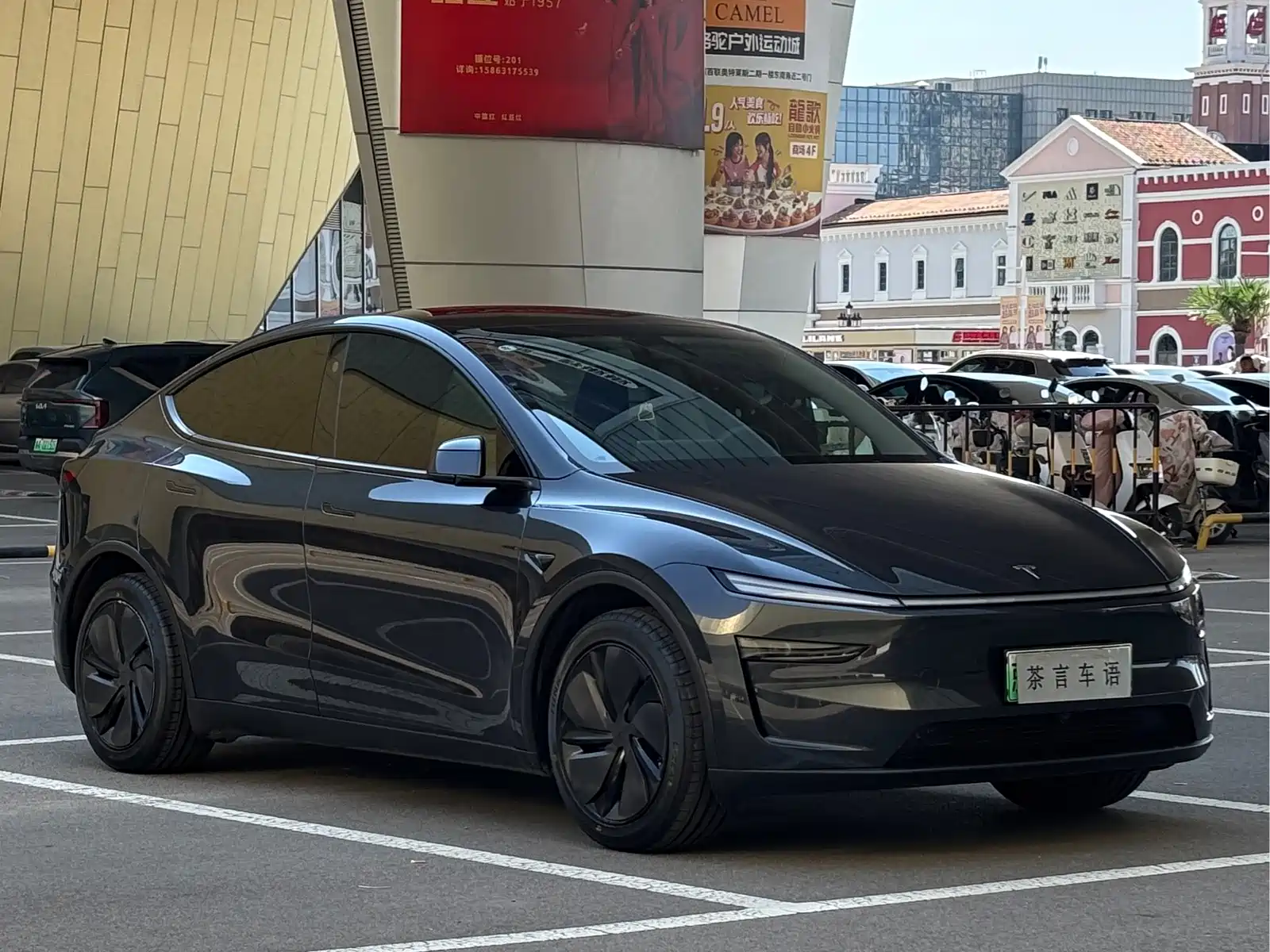Фото 3 - Tesla Model Y