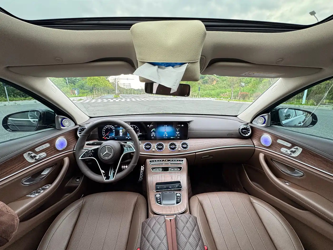 Mercedes-Benz E-Class 2022 Second Facelift E 300 L Luxury фото 10