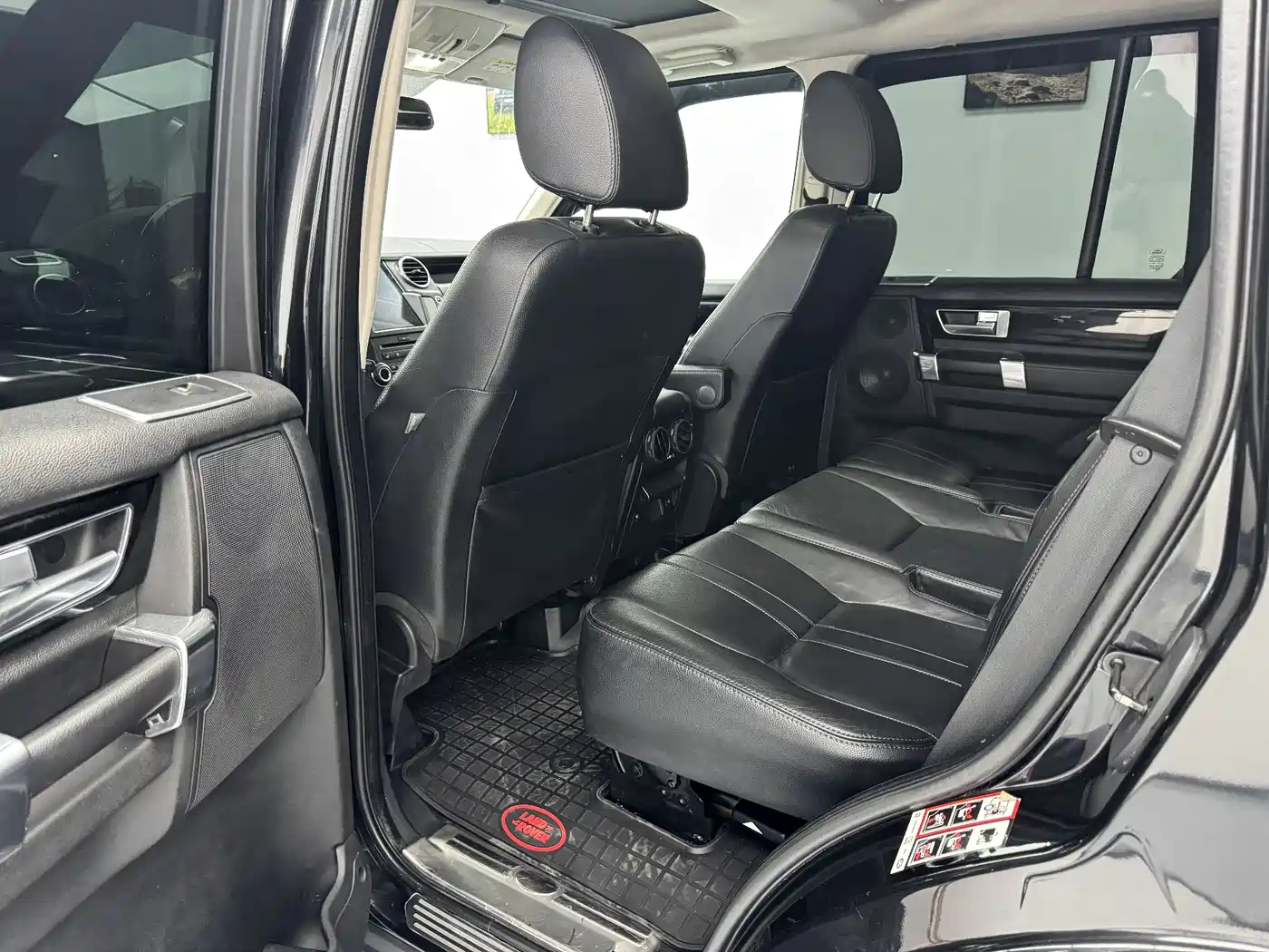 Land Rover Discovery 2010 5.0 V8 HSE Gasoline Version фото 9