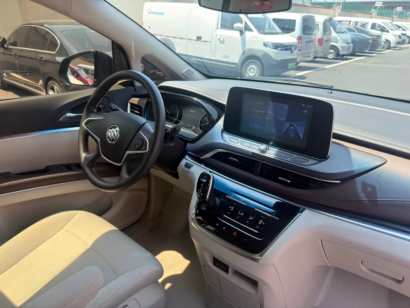 Buick GL8 2023 Model Land Business Class Comfort фото 9
