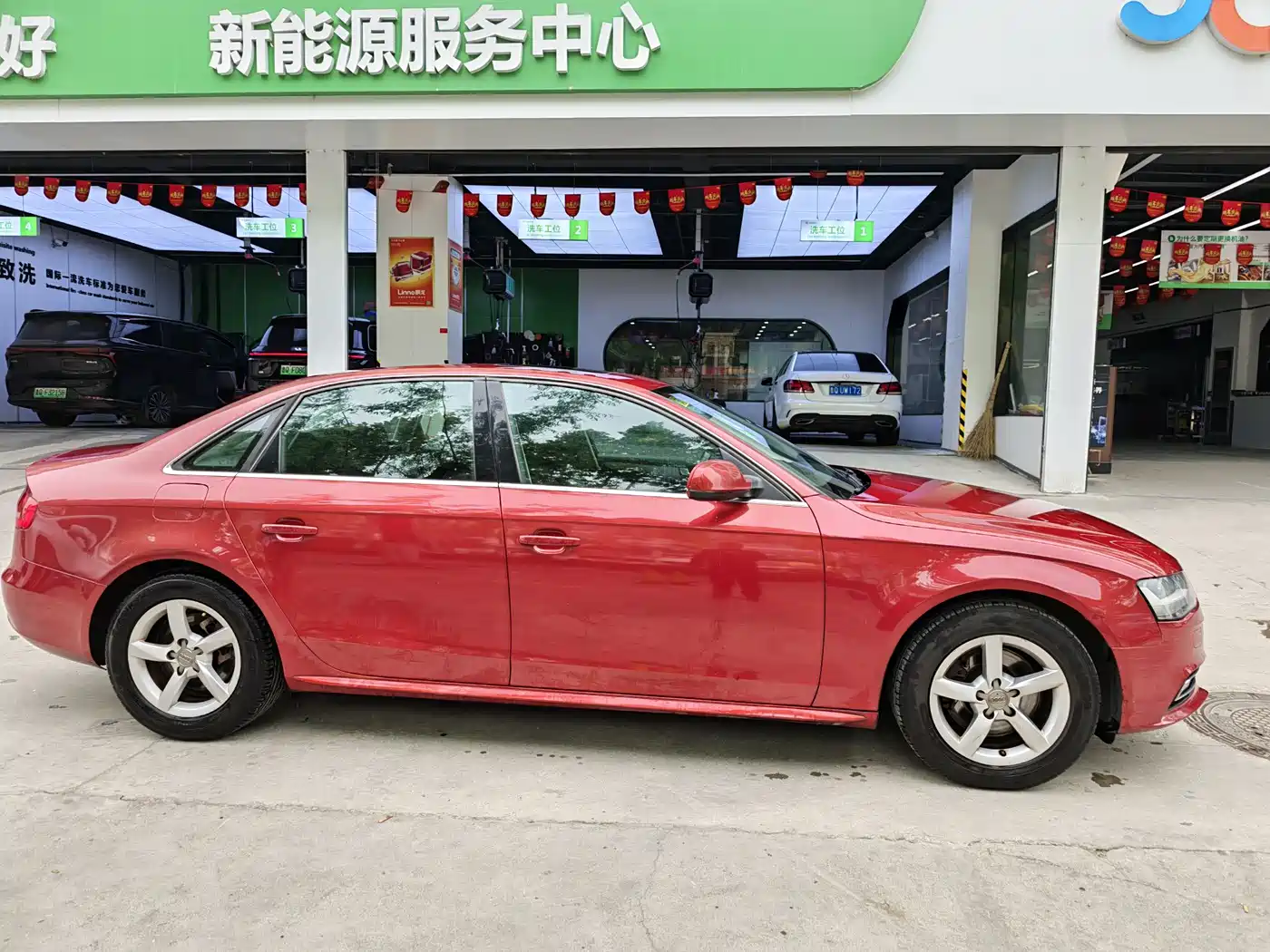 Audi A4L 2013 30 TFSI Automatic Comfort фото 8