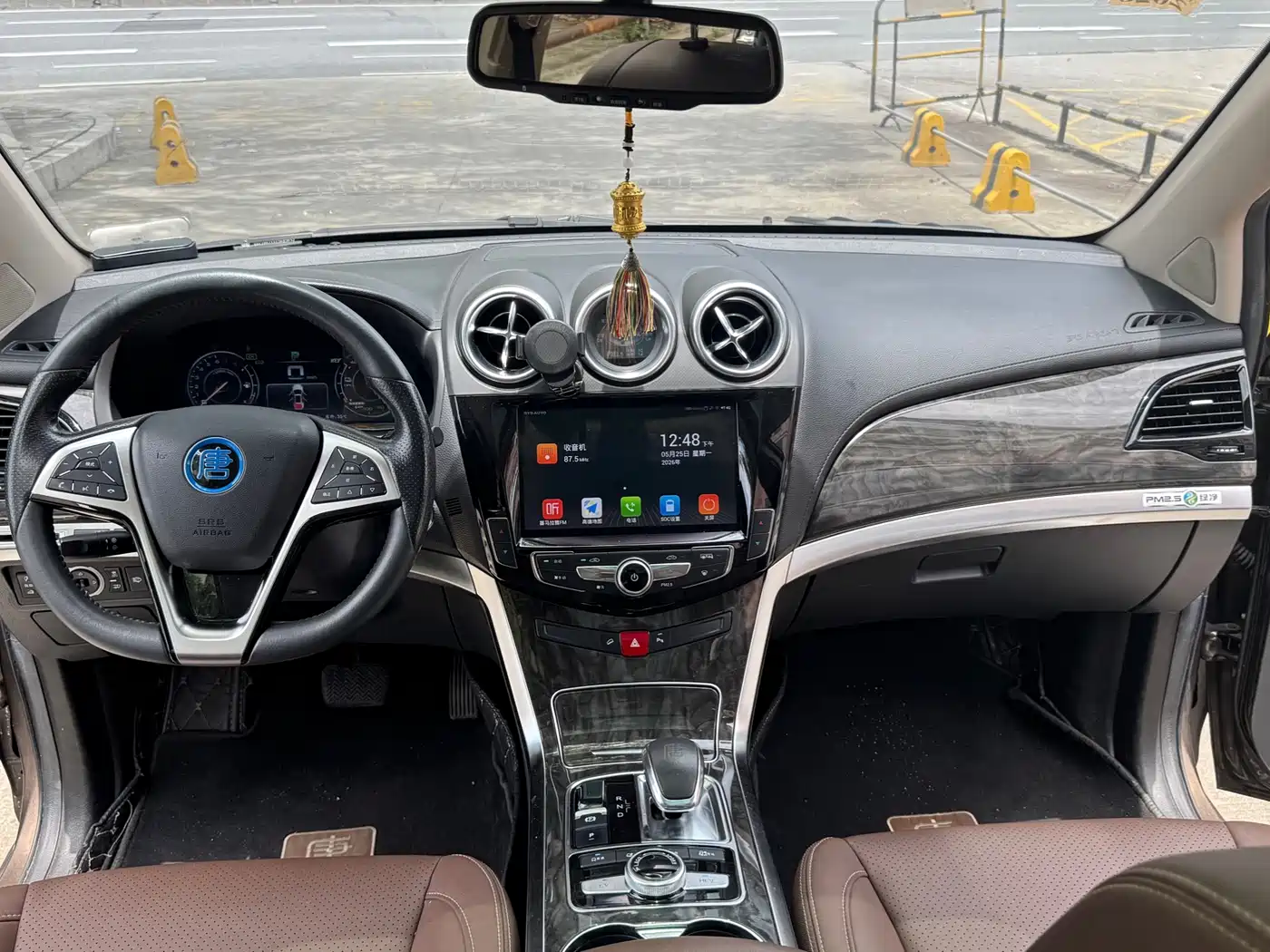 BYD Tang New Energy 2017 Model 2.0T Full-time 4WD Elegance фото 13