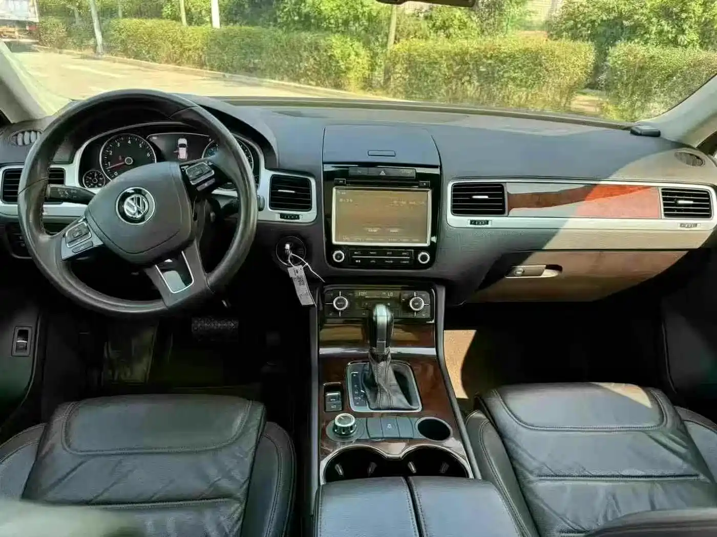 Volkswagen Touareg 2014 3.0TSI New Edge Edition фото 6