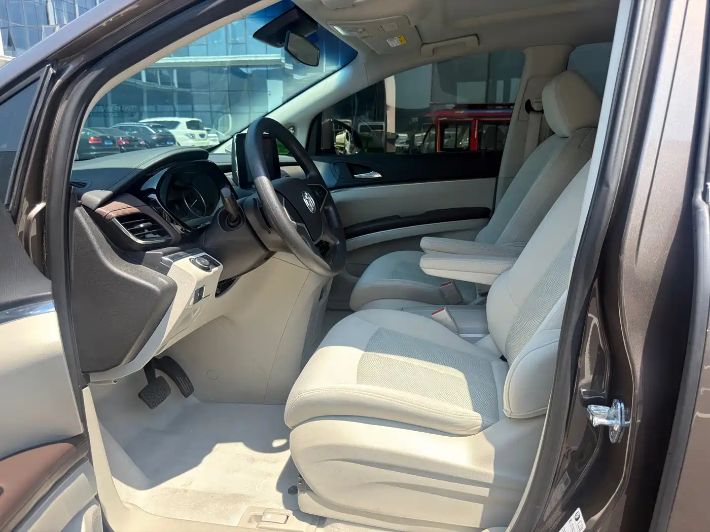 Buick GL8 2023 Model Land Business Class Comfort фото 3