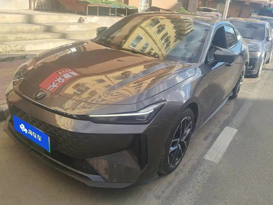 2024 Changan UNI-V iDD