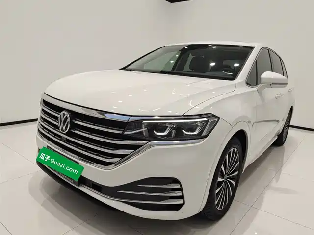 Volkswagen Viloran 2020 380TSI Premium