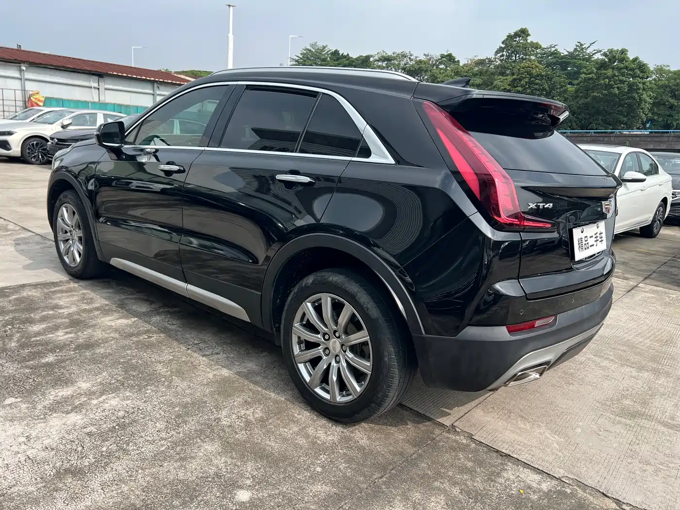 Cadillac XT4 2018 28T FWD Leading Edition фото 6