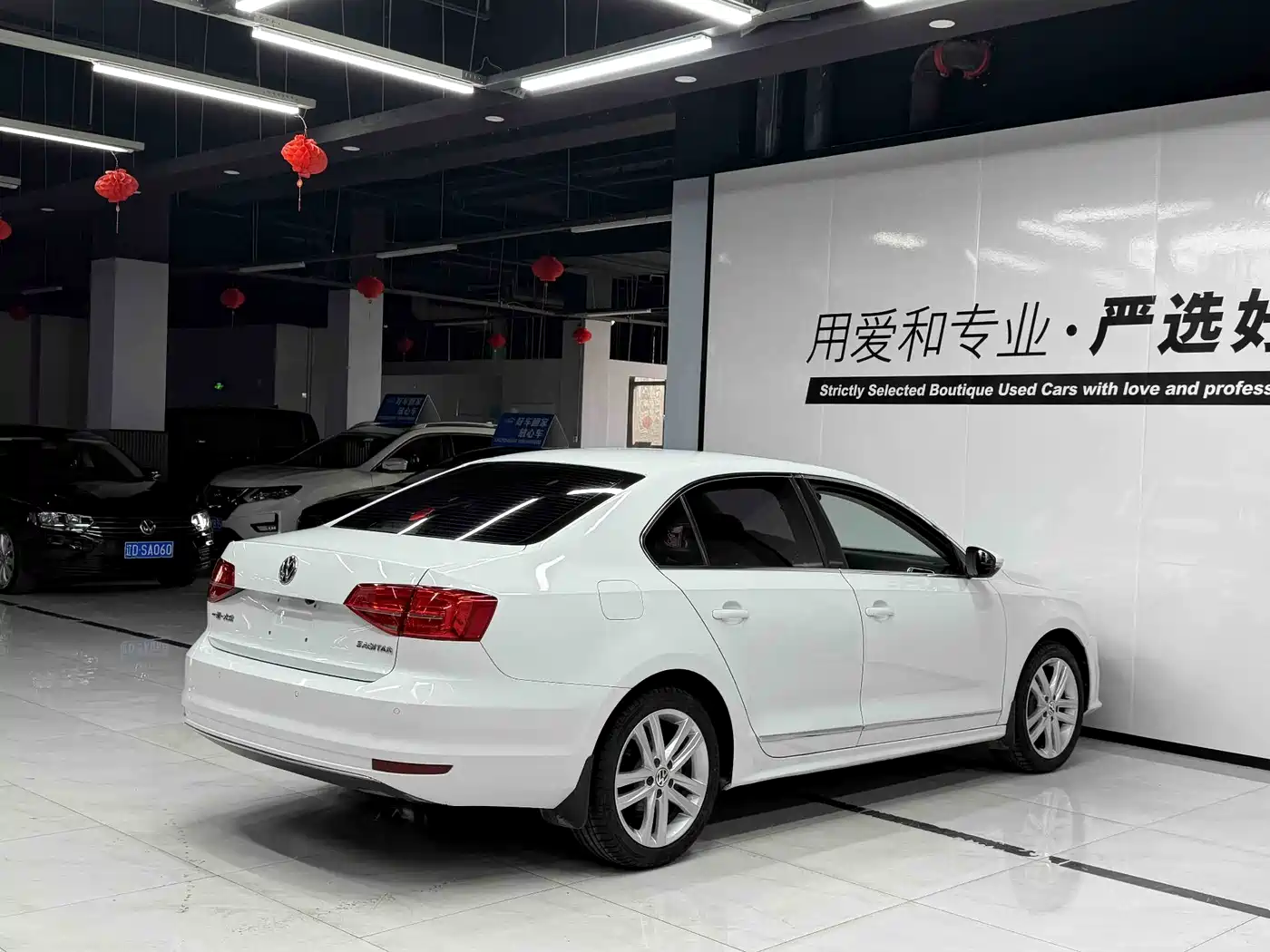 Volkswagen Sagitar 2015 1.6L Automatic Comfort фото 6