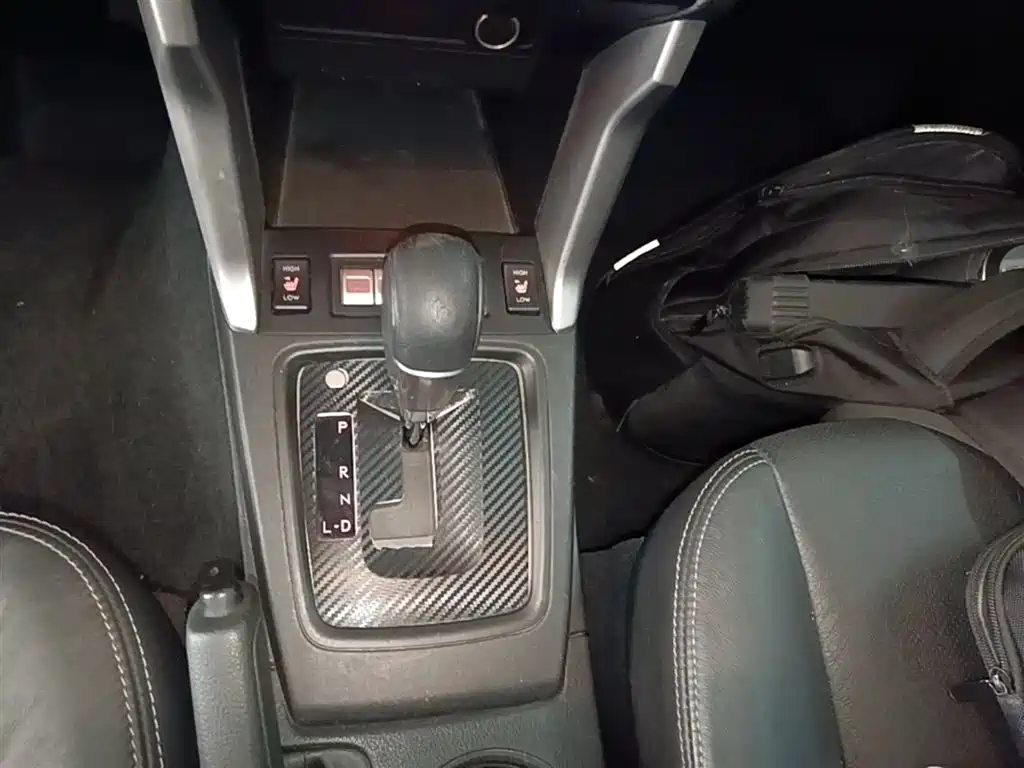 Subaru Forester 2014 2.5i Automatic Elite Edition фото 14