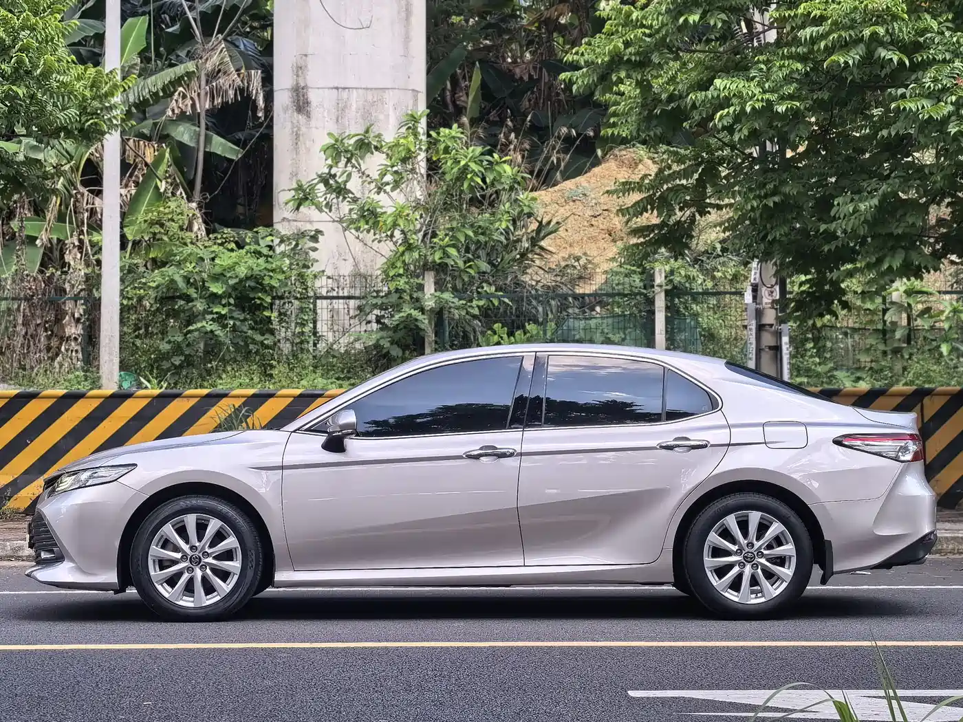 Toyota Camry 2019 Facelift 2.0G Luxury Edition фото 4