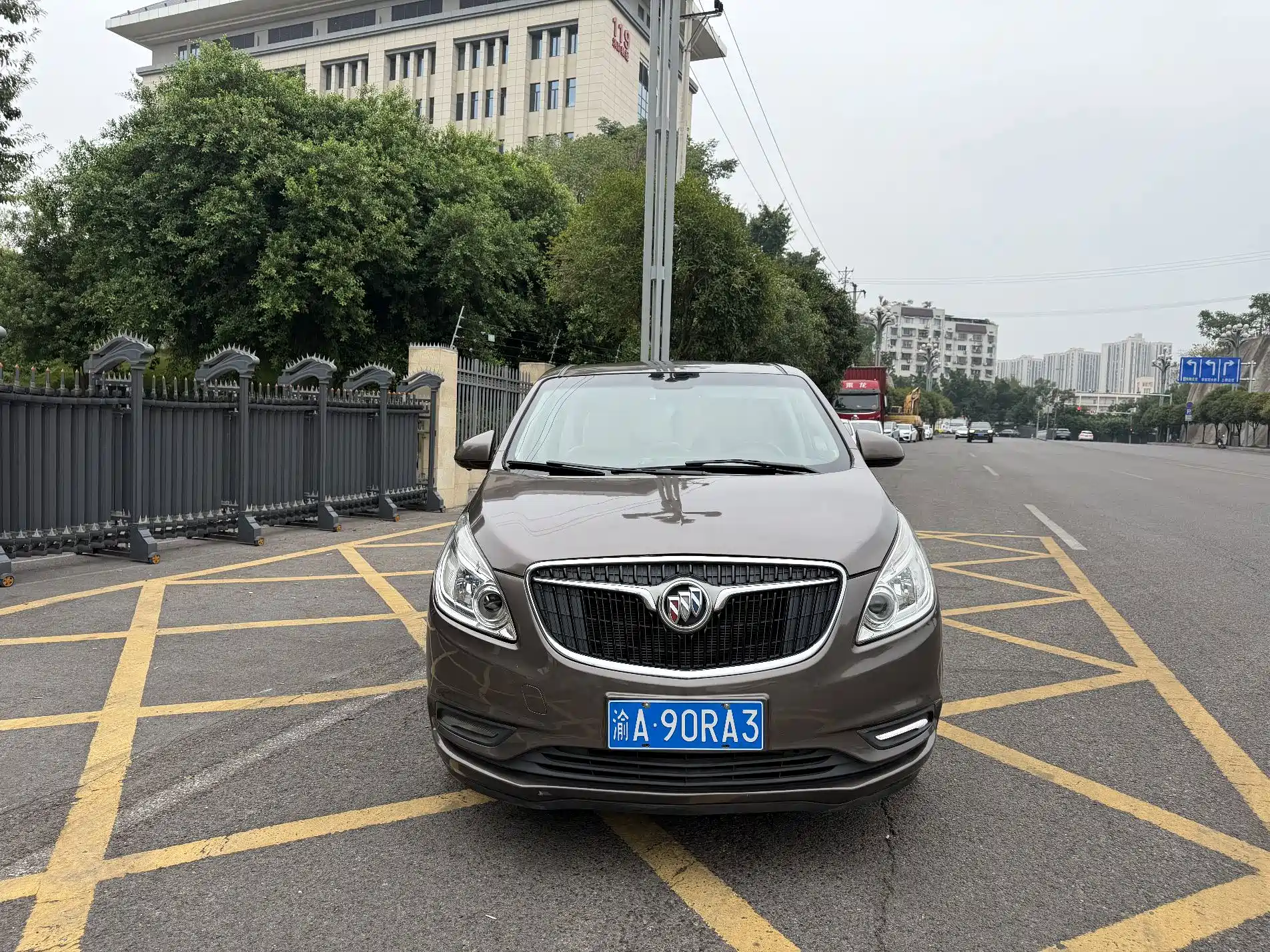 Фото 2 - Buick GL8