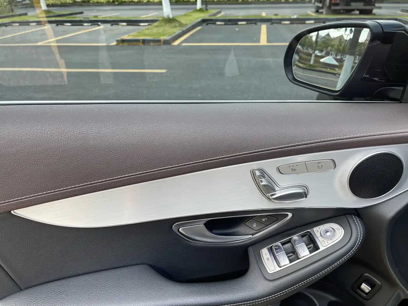 Mercedes-Benz GLC 2021 GLC 260 L 4MATIC Sporty фото 23