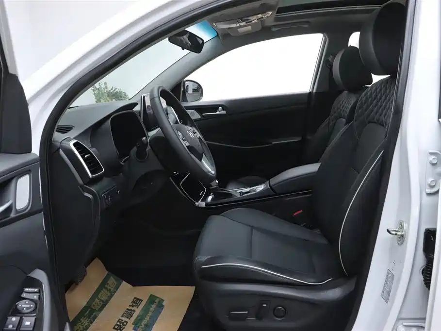 Hyundai Tucson 2020 280TGDi DCT 2WD Fashion (China V) фото 15