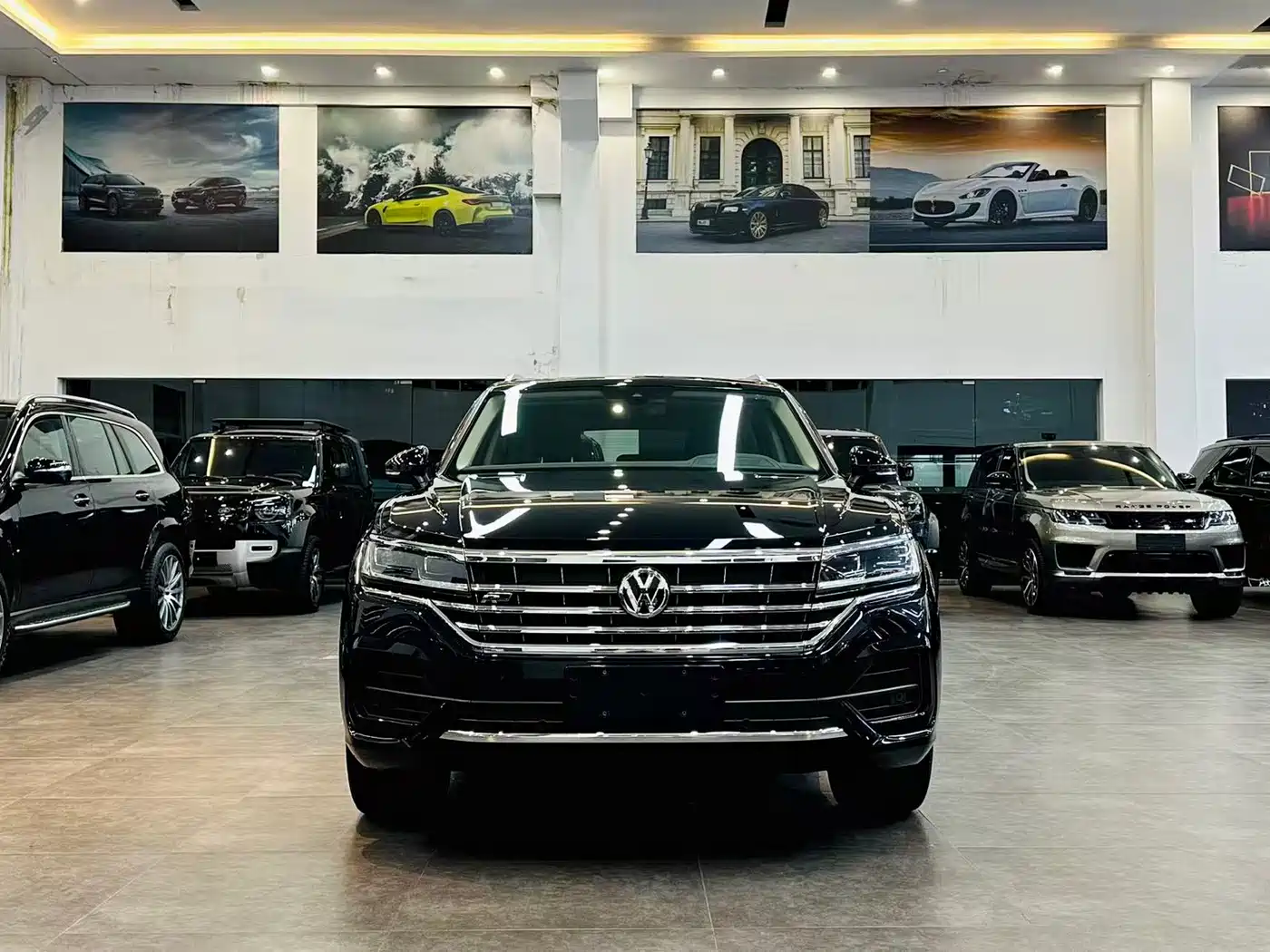 VOLKSWAGEN TOUAREG