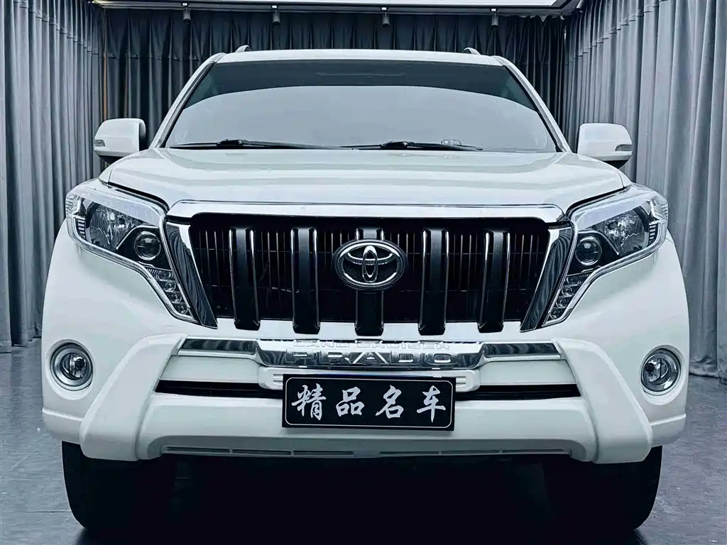 Toyota Prado (Import) фото 2
