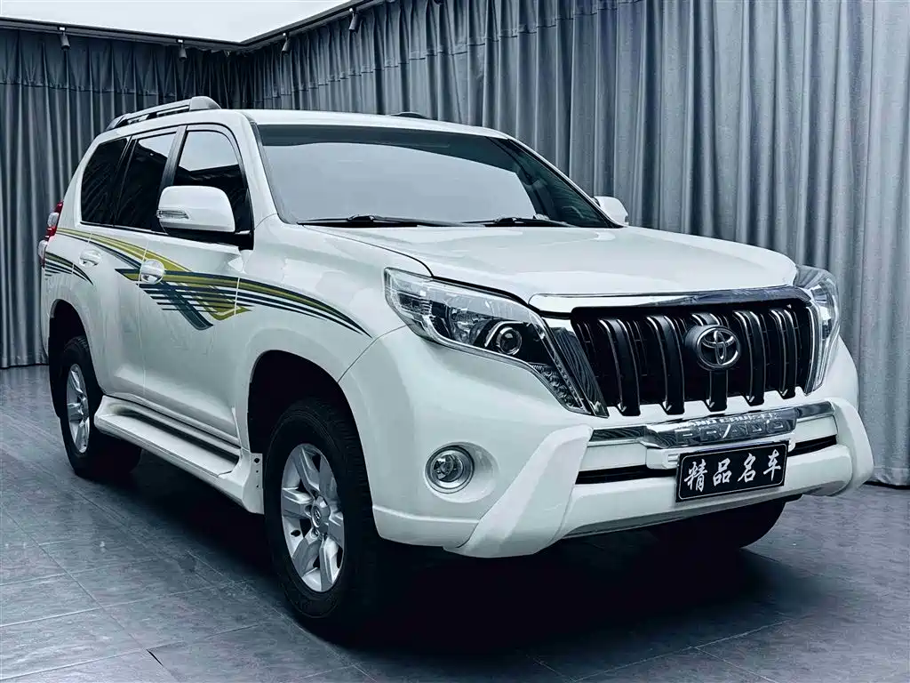 Toyota Prado (Import) фото 3