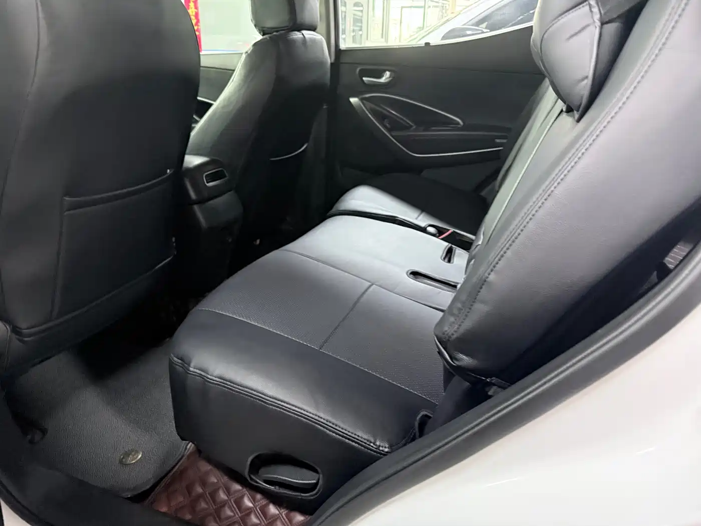 Hyundai Santa Fe 2015 2.0T Automatic 4WD Smart 5-Seater фото 10