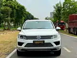 Фото 2 - Volkswagen Touareg