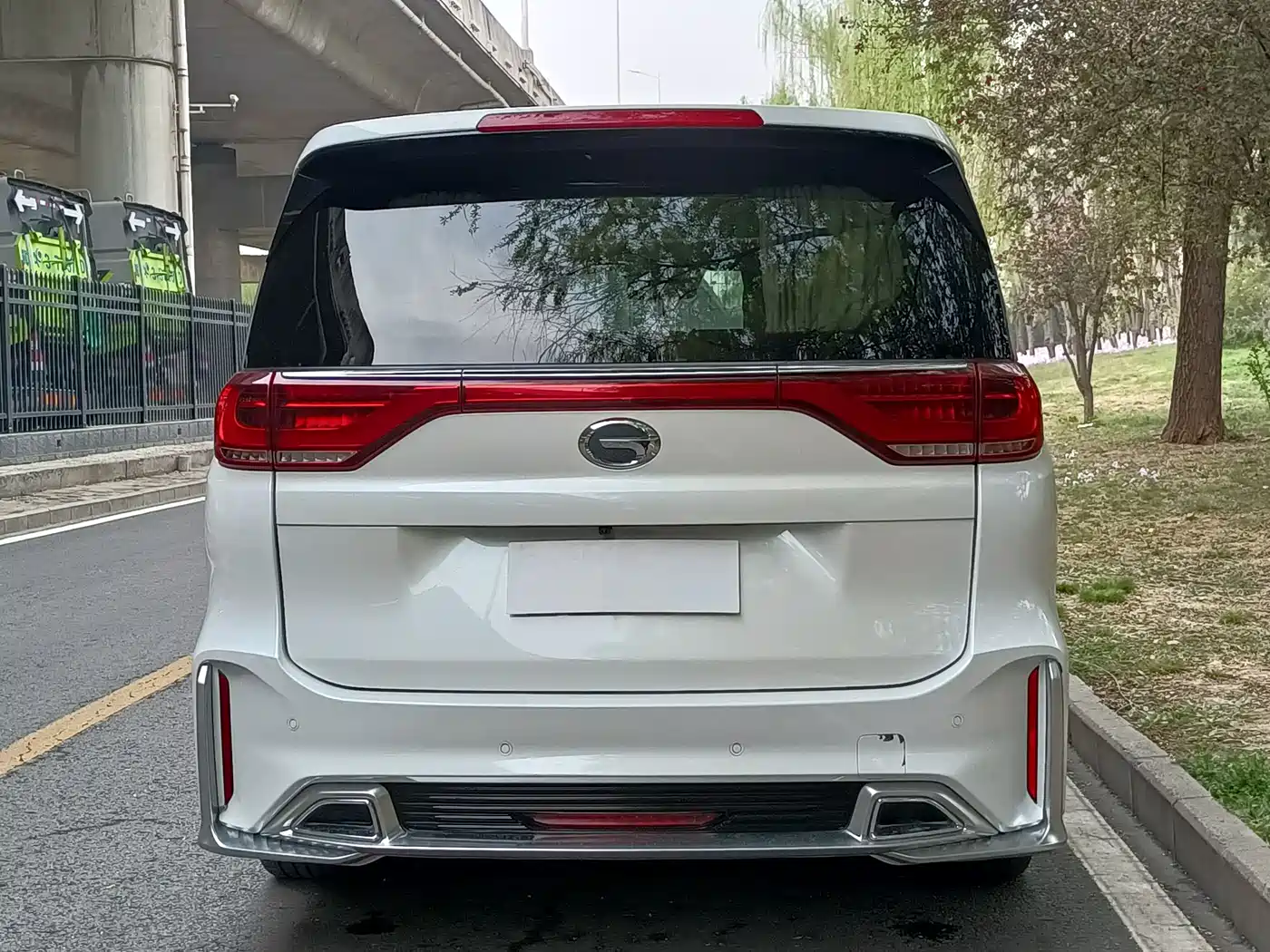 GAC TRUMPCHI M8