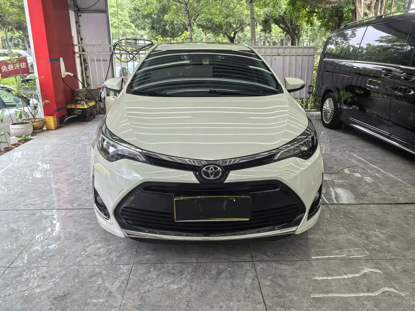 Toyota Levin 2017 Facelift 185T CVT Elite (China V) фото 3