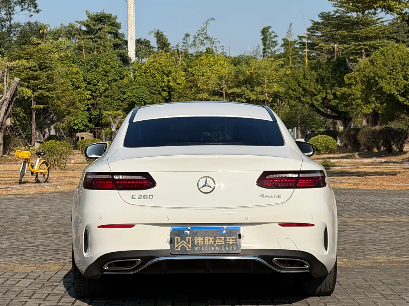 MERCEDES-BENZ E CLASS