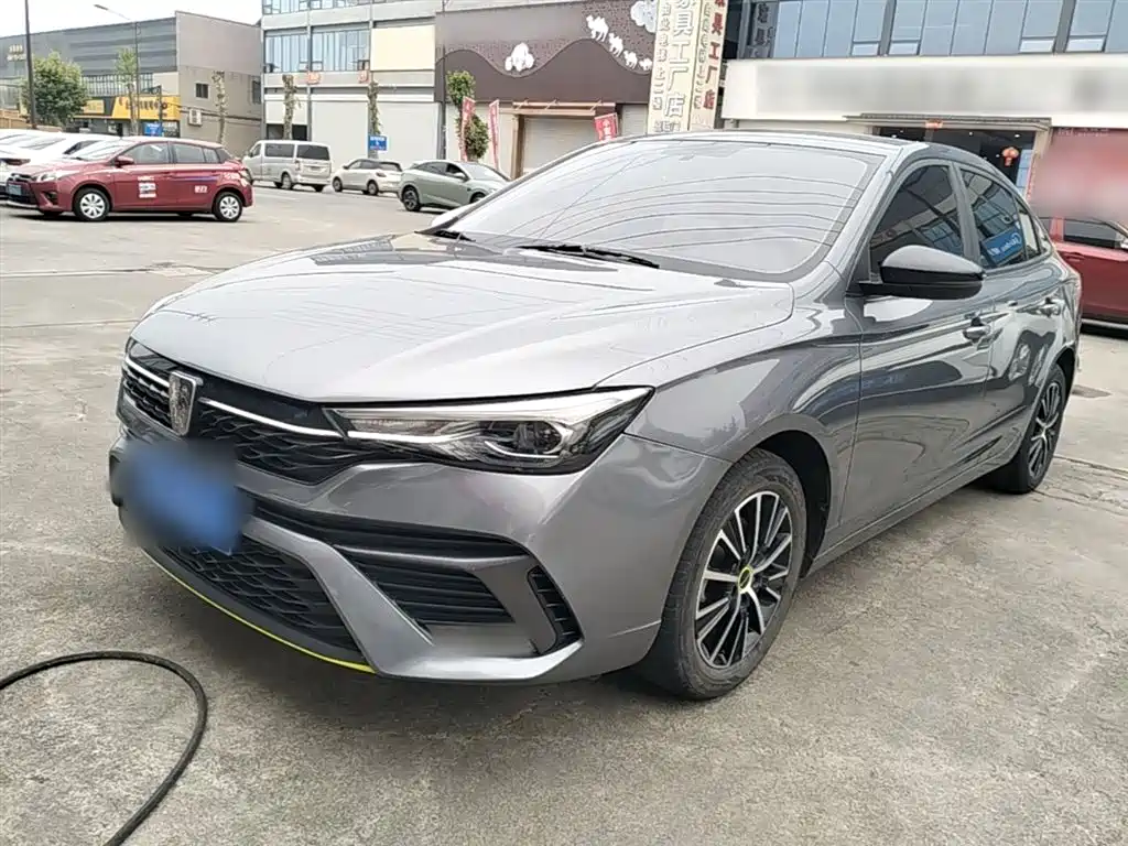 Roewe i5 2021 1.5L Manual Platinum Edition
