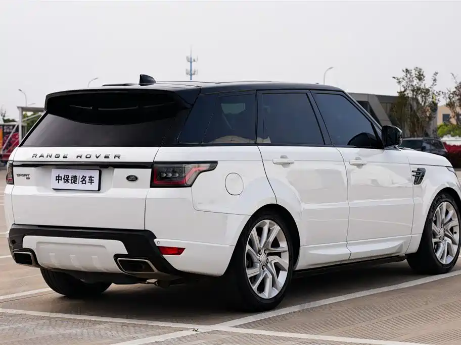 Land Rover Range Rover Sport 2020 3.0 L6 SE фото 25