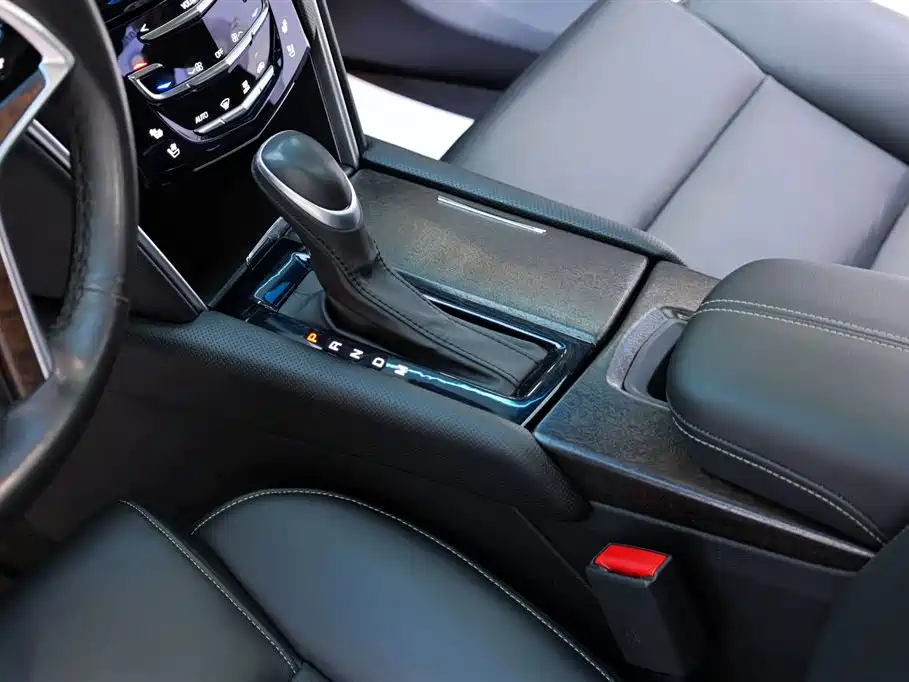 Cadillac XTS 2018 28T Luxury Model фото 23