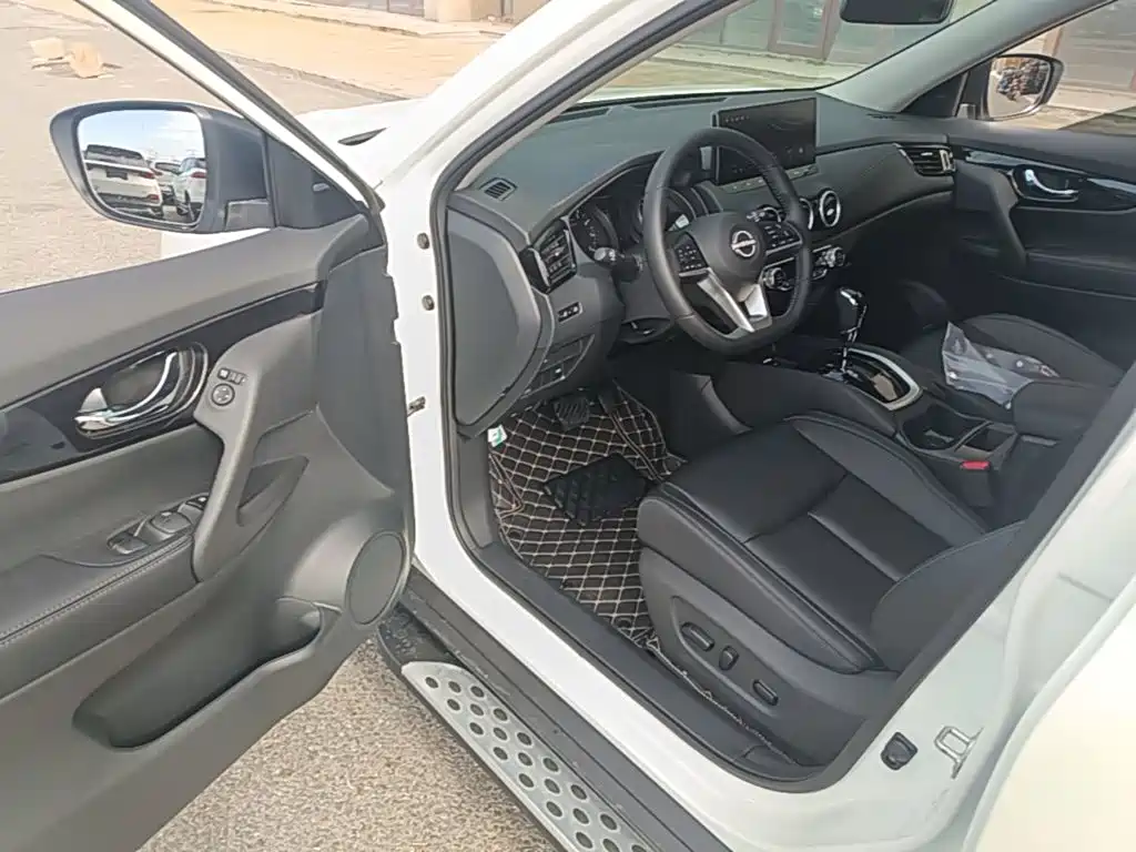 Nissan X-Trail 2026 2025 Honor 2.0L 2WD Leading Edition