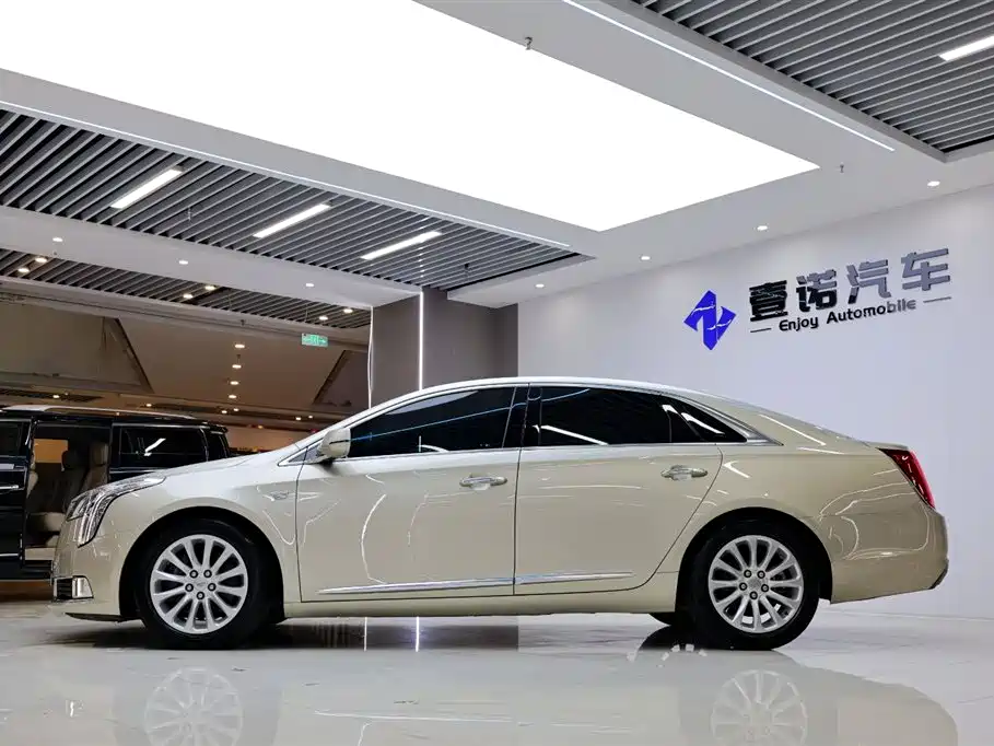 Cadillac XTS 2018 28T Luxury Model фото 3