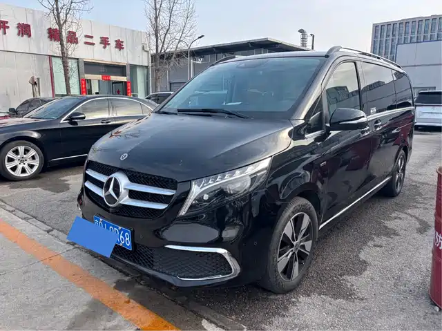 MERCEDES-BENZ V CLASS