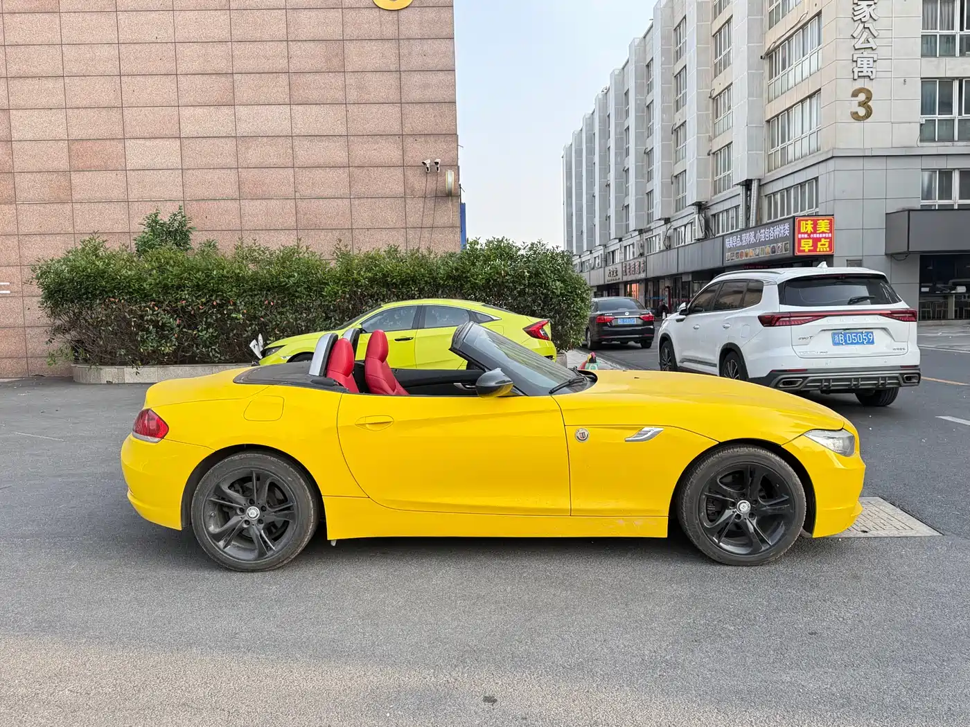 BMW Z4 2011 sDrive23i Flame Limited Edition фото 2
