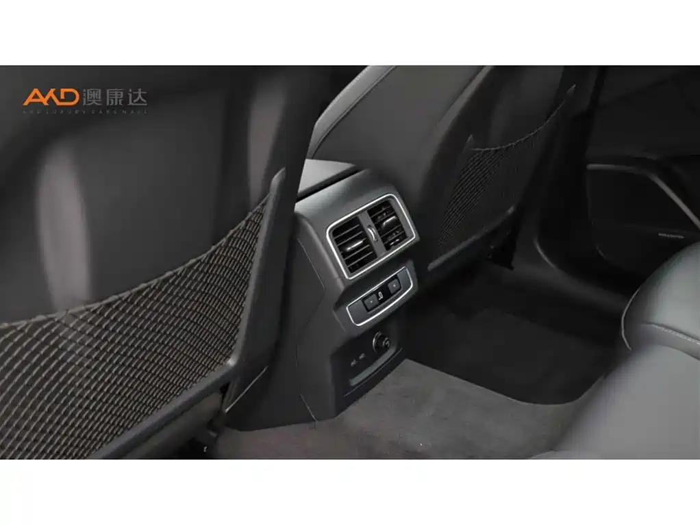 Audi Q5L 2022 Facelift 45T Luxury Dynamic фото 9