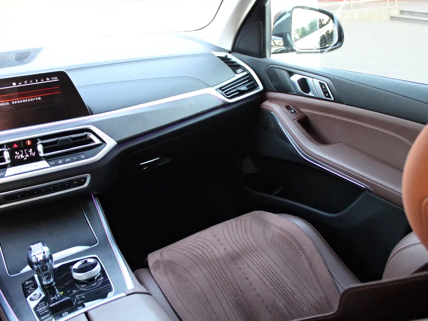 BMW X5 (Import) 2021 xDrive30i M Sport Package фото 9