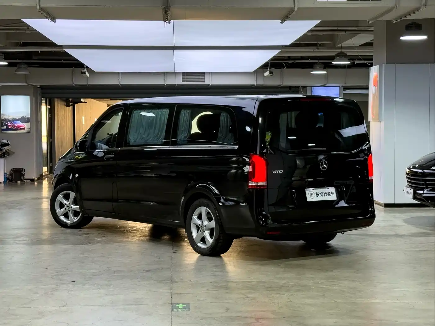 Mercedes-Benz Vito 2020 2.0T Business Edition (7-seater) фото 4