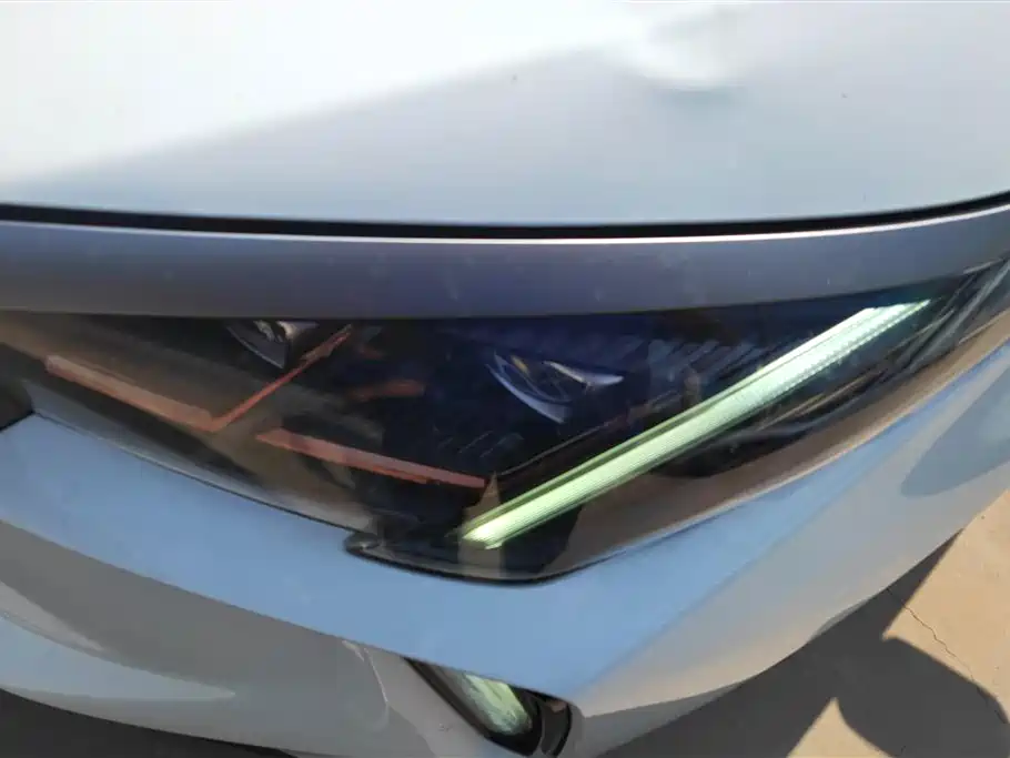 GAC Trumpchi Trumpchi GS4 PLUS 2021 270T Automatic Starlight Edition фото 5