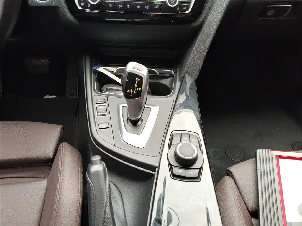BMW 3 Series 2018 320Li Fashion Style фото 12