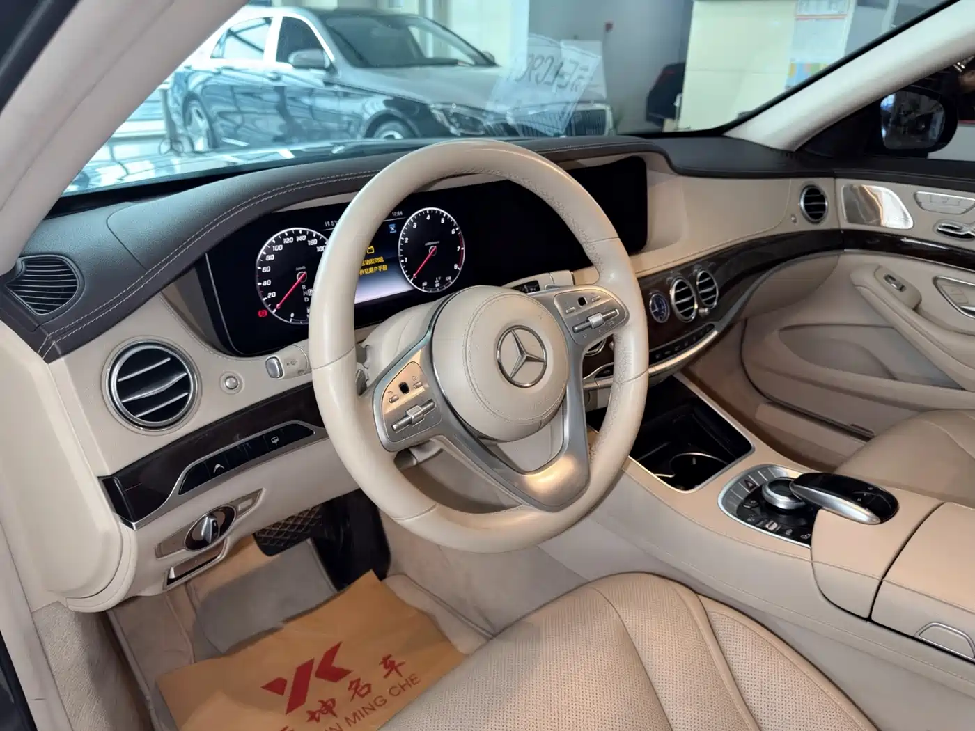 Mercedes-Benz S-Class 2018 S 320 L фото 9