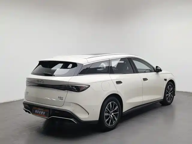 BYD Seal 06 DM-i Touring 2025 DM-i 150KM Premium — фото 2