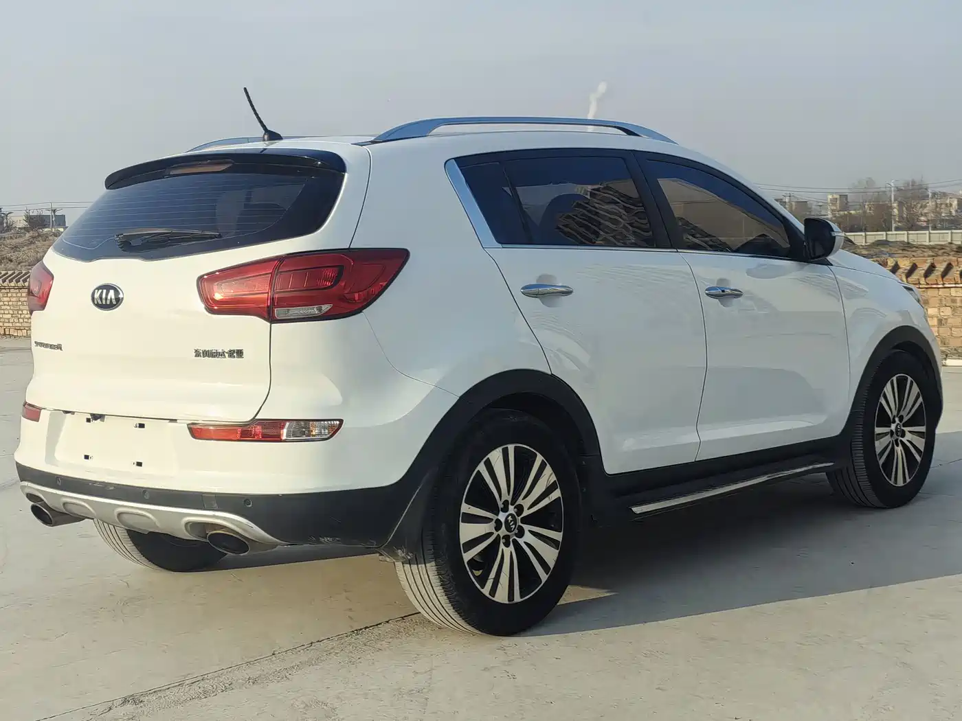 Kia Sportage 2015 2.0L Automatic 2WD DLX фото 9