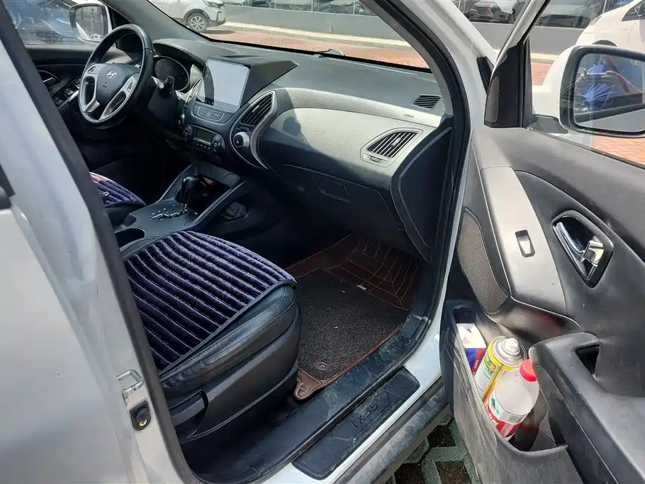 Hyundai Beijing Hyundai ix35 2013 2.0L Auto 2WD Smart GLS China IV фото 8