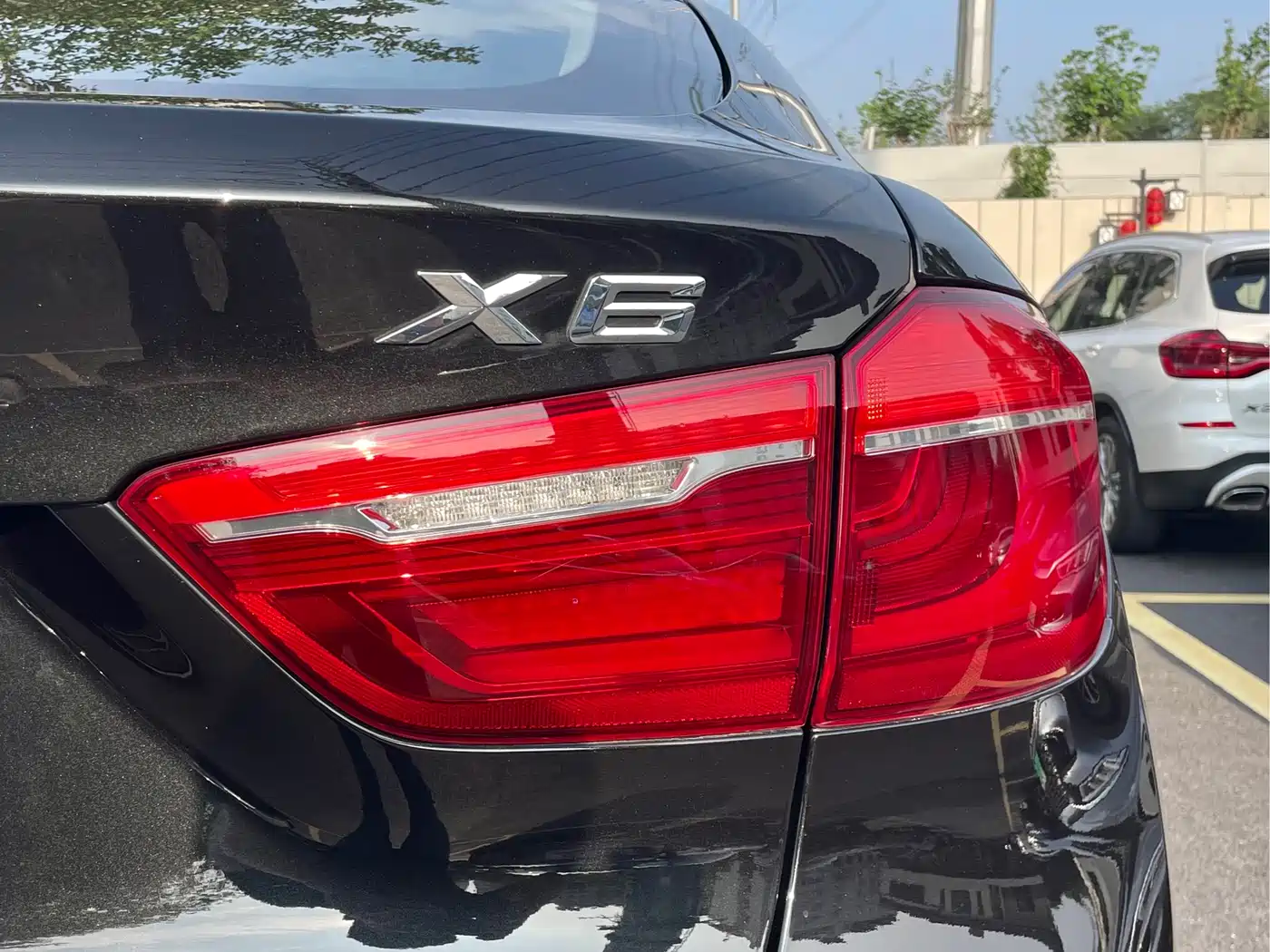BMW X6 2018 xDrive35i M Sport Luxury Model фото 10