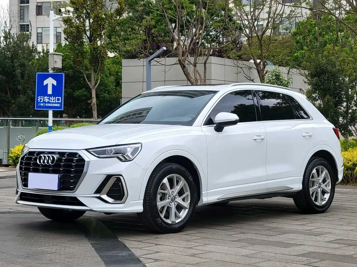 Audi Q3 2019 35 TFSI Progressive Sport