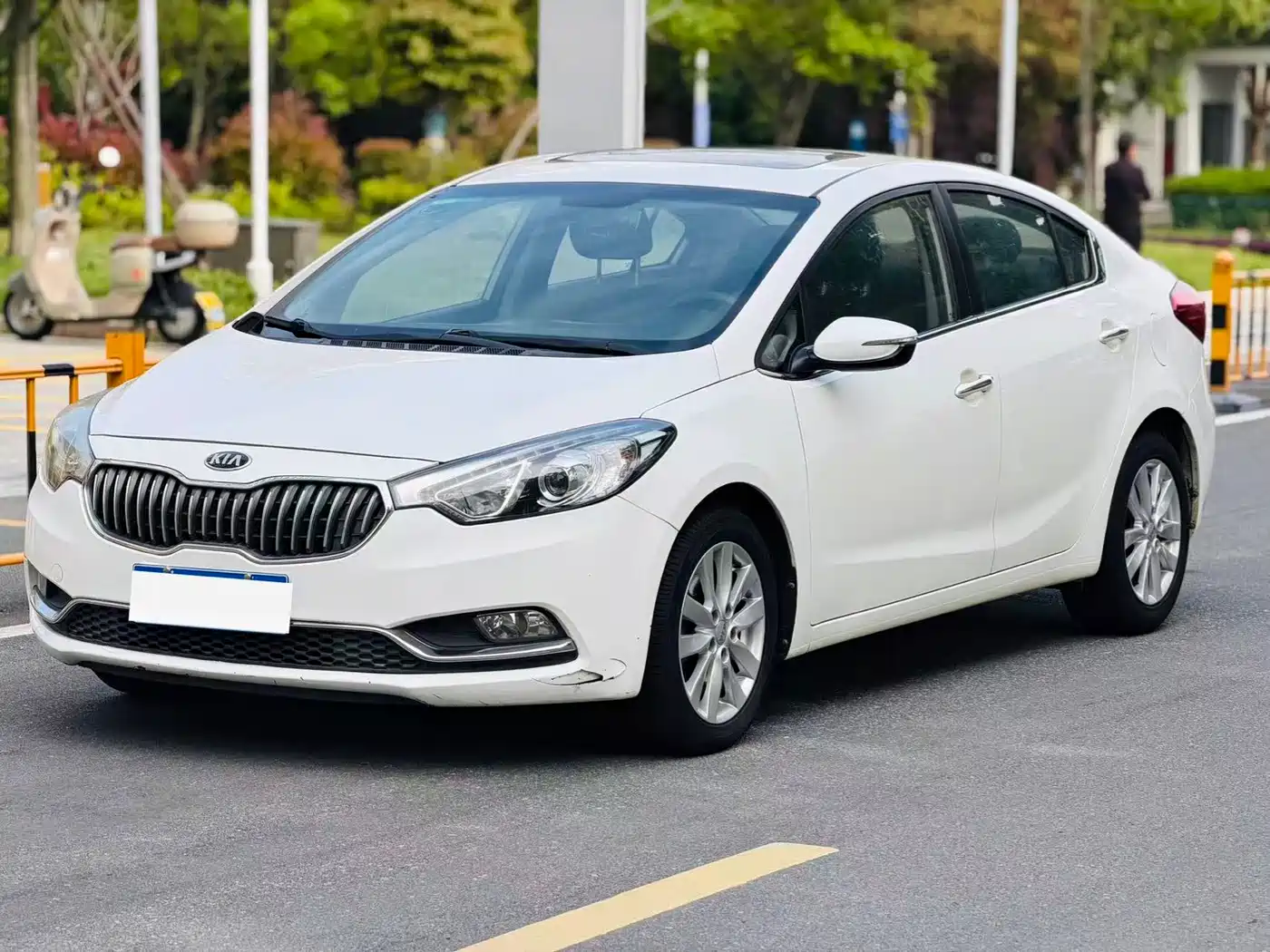 Kia K3 2015 1.6L Manual GLS