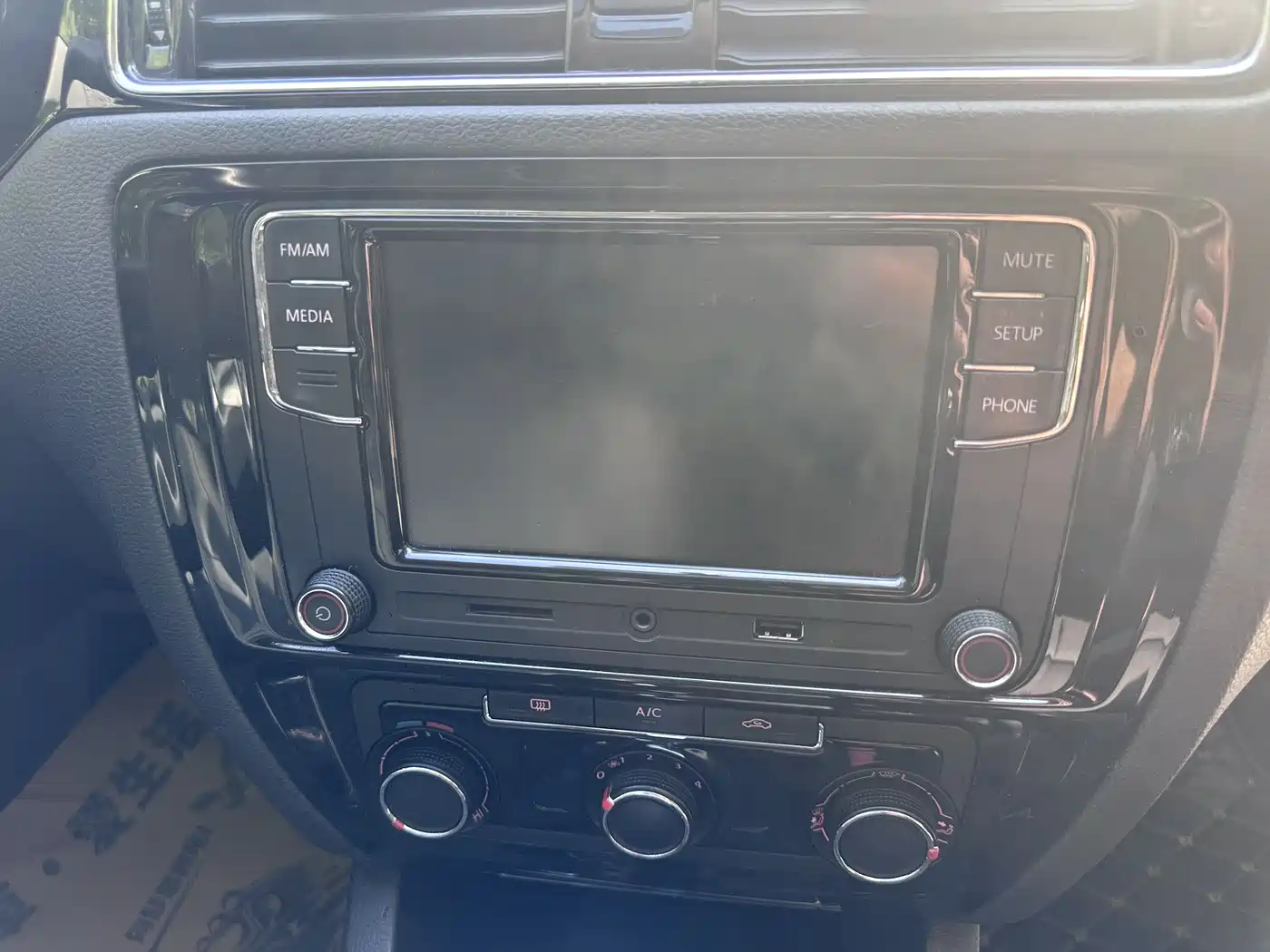 Volkswagen Sagitar 2017 230TSI Automatic Comfort фото 15