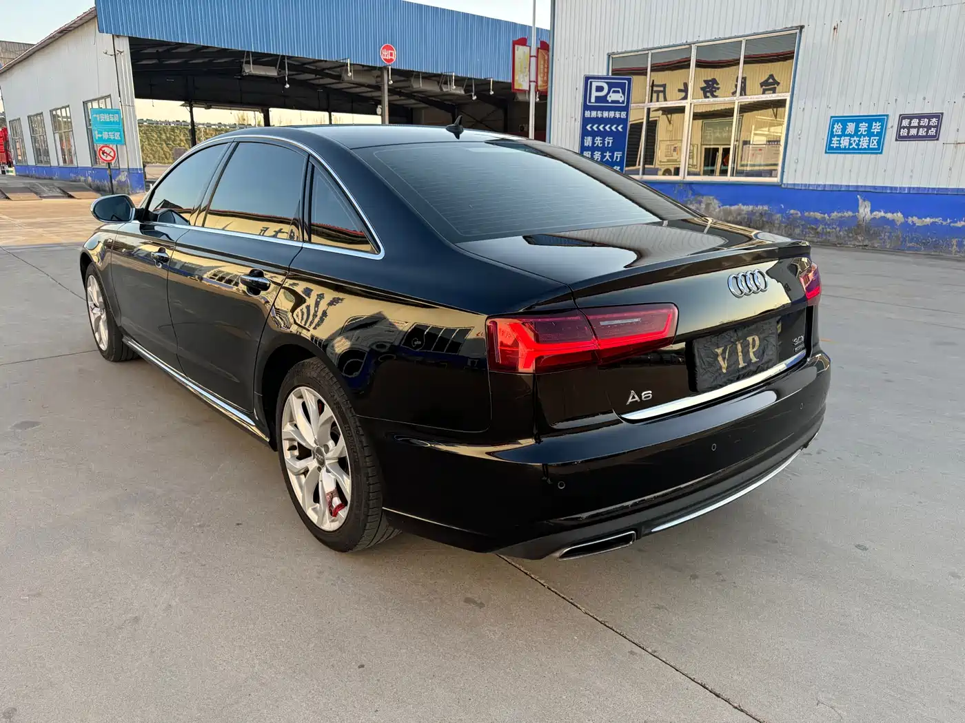 Audi A6L 2017 45 TFSI quattro Sport фото 10