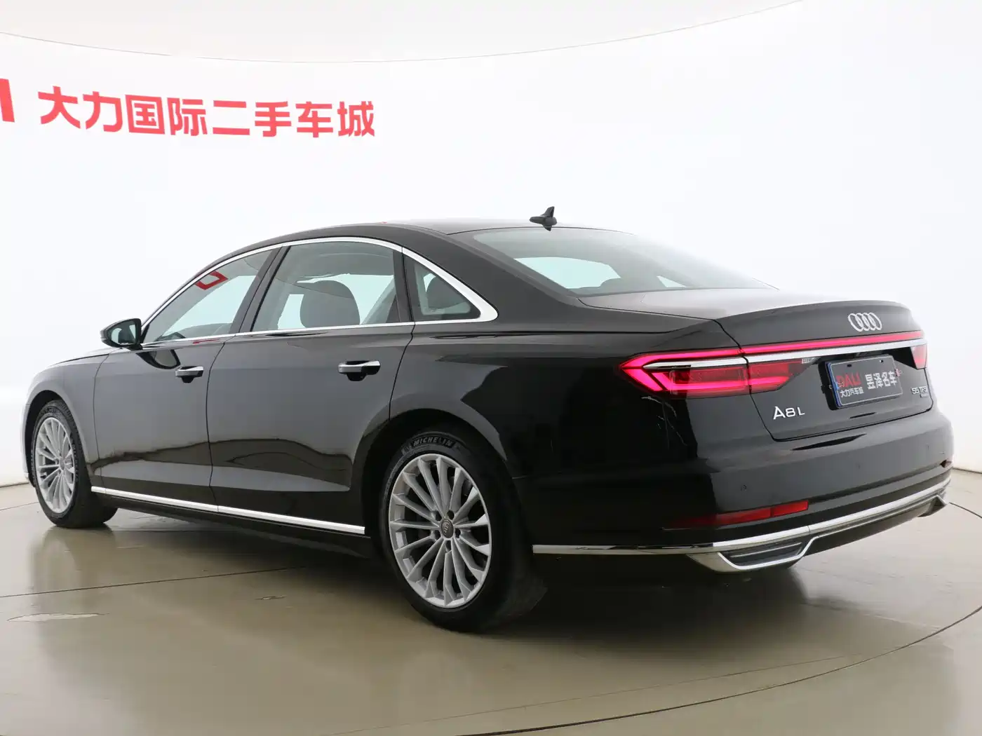 Audi A8 2018 A8L 55 TFSI quattro Launch Elite фото 9