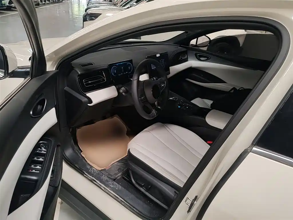 BYD Seal 06 New Energy 2024 DM-i 120KM Honor фото 15