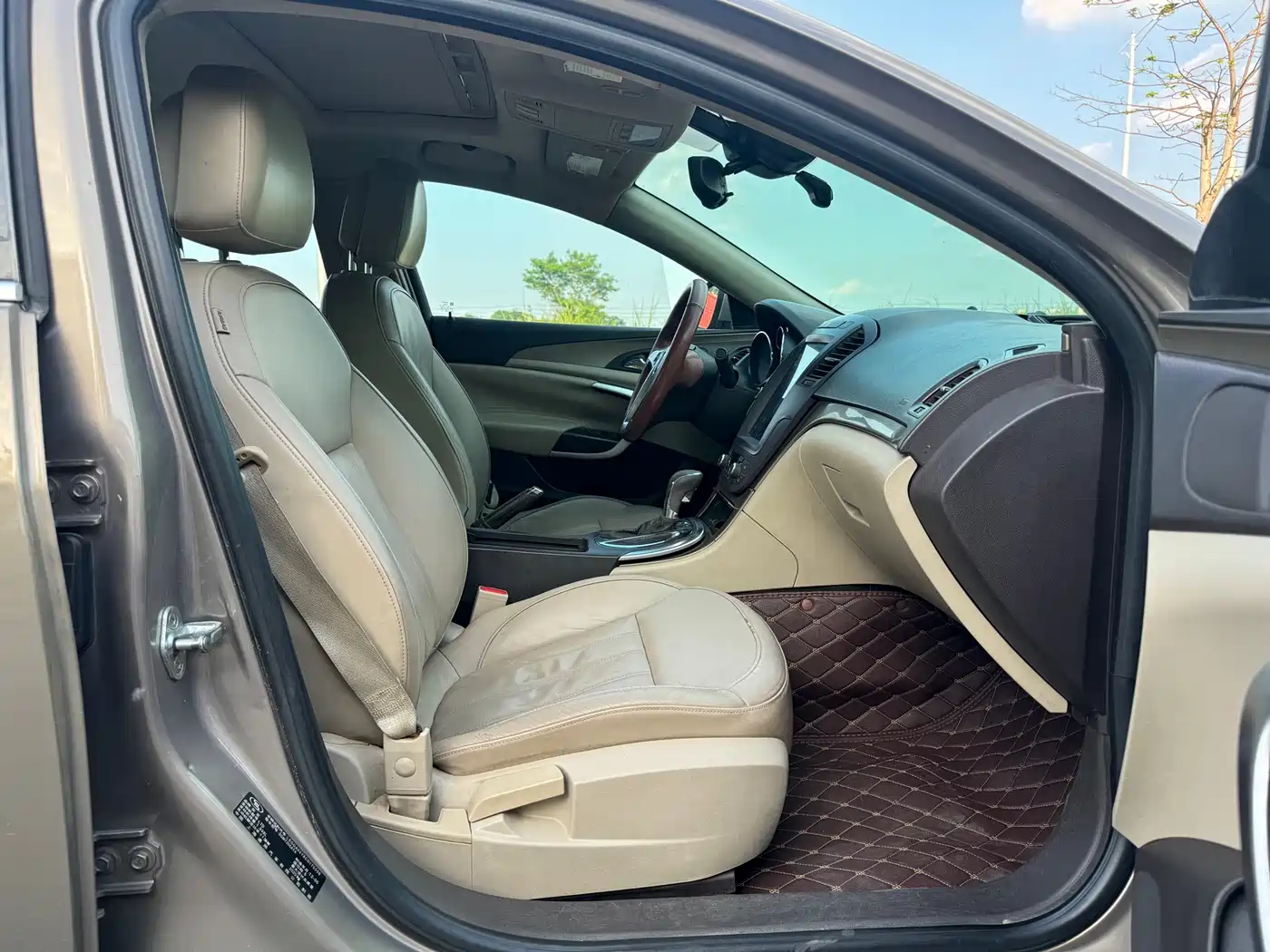 Buick Regal 2012 Model 2.0L Comfort фото 6