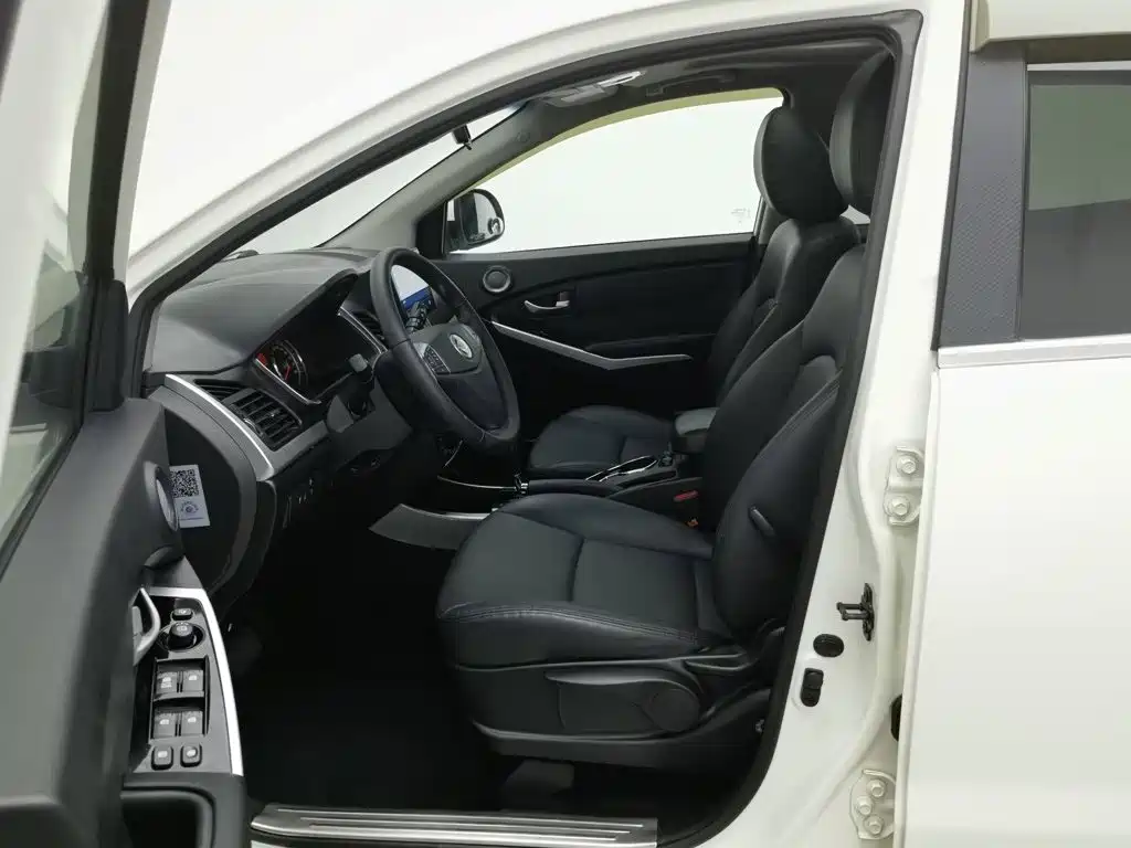 SsangYong Korando 2015 2015 2.0L 2WD Automatic Enjoyment Edition